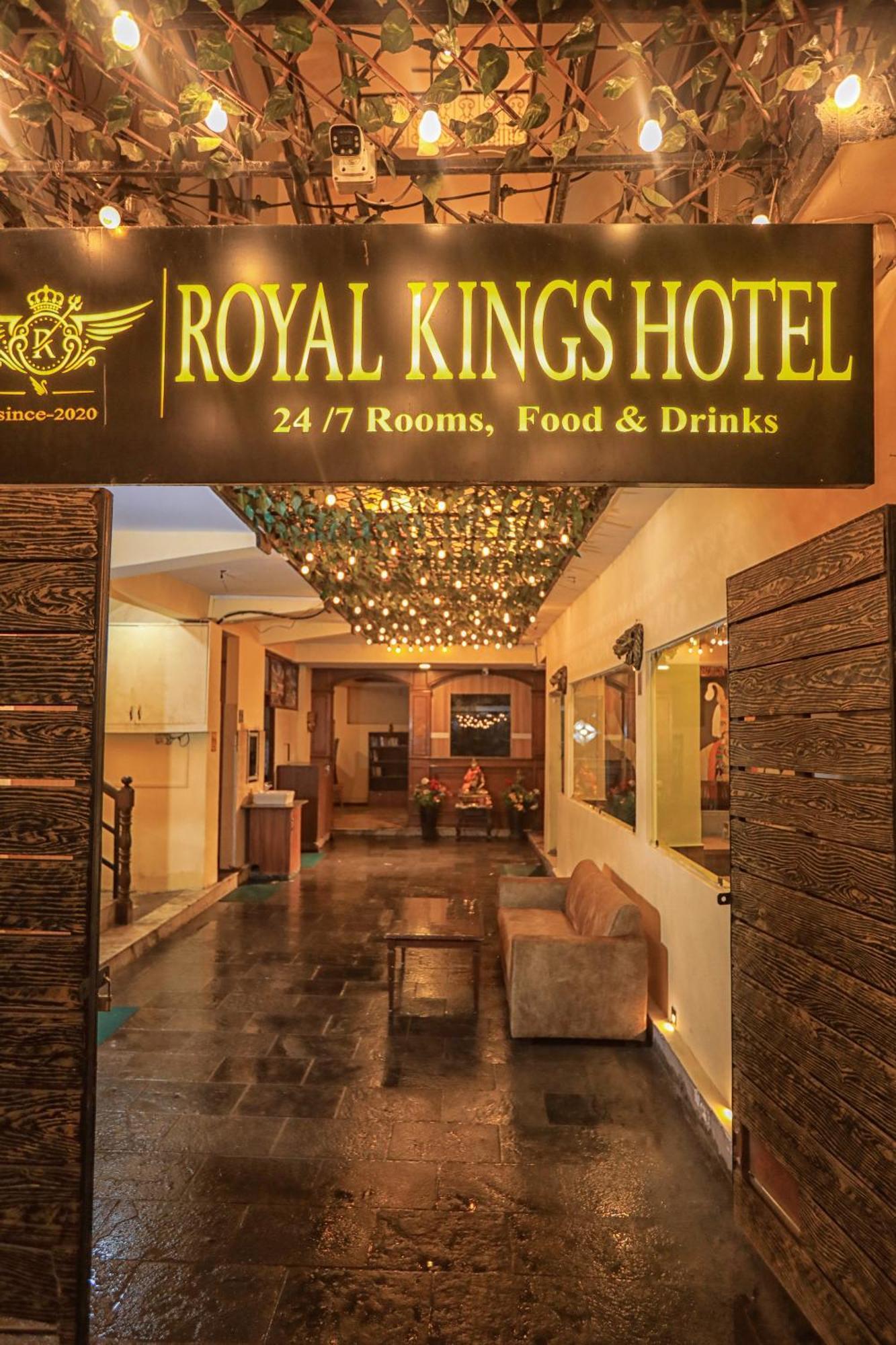 Royal Kings Hotel Catmandu Exterior foto
